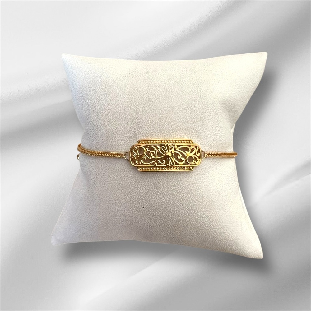 18 KGP Adjuable Bracelet